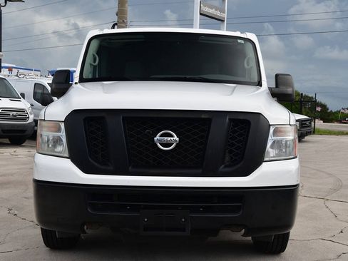 Used 2020 Nissan NV 2500 SV RWD image 2