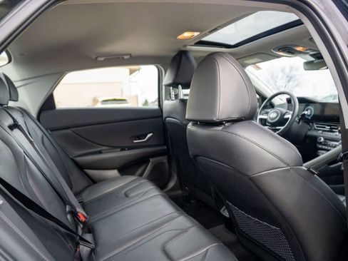 Certified 2024 Hyundai Elantra Limited image 15