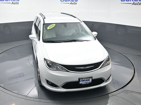 Used 2020 Chrysler Pacifica Touring-L Plus w/ Tire & Wheel Group image 50