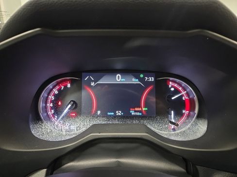 Used 2024 Toyota RAV4 XLE image 23