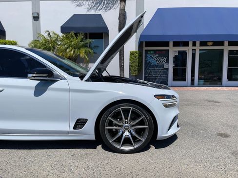 Used 2022 Genesis G70 2.0T w/ Prestige Package RWD image 32