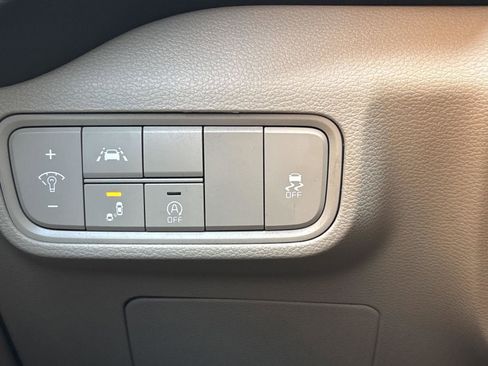 Used 2022 Kia Soul LX w/ Technology Package FWD image 16