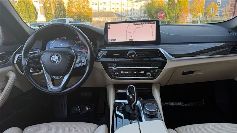 Used 2021 BMW 530i xDrive w/ Premium Package AWD/4WD image 24