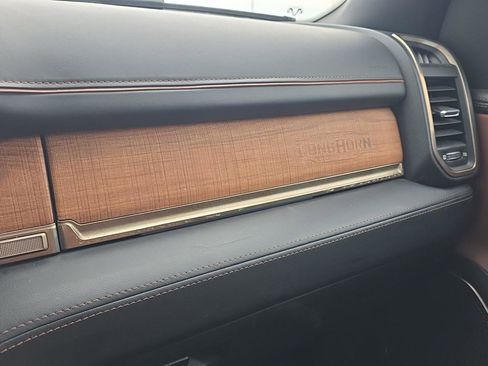 Used 2022 RAM 1500 Limited image 23