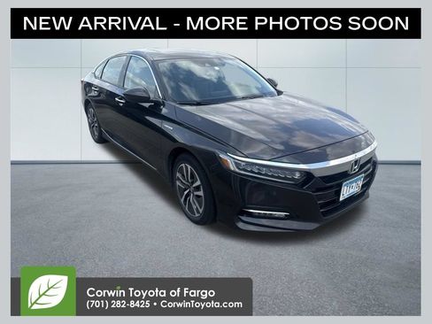 Used 2018 Honda Accord Touring image 1