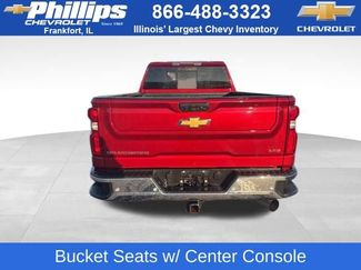 Used 2022 Chevrolet Silverado 2500 LTZ w/ LTZ Convenience Package video 3