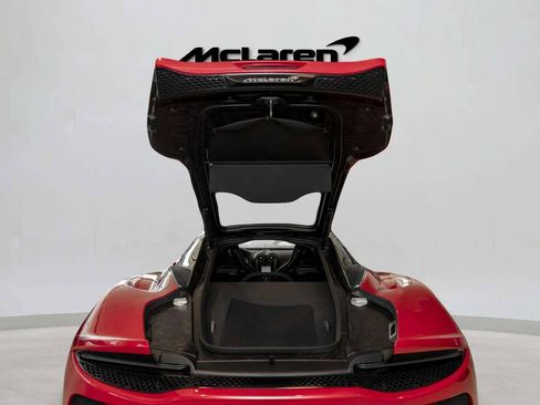 Used 2022 McLaren GT RWD image 33