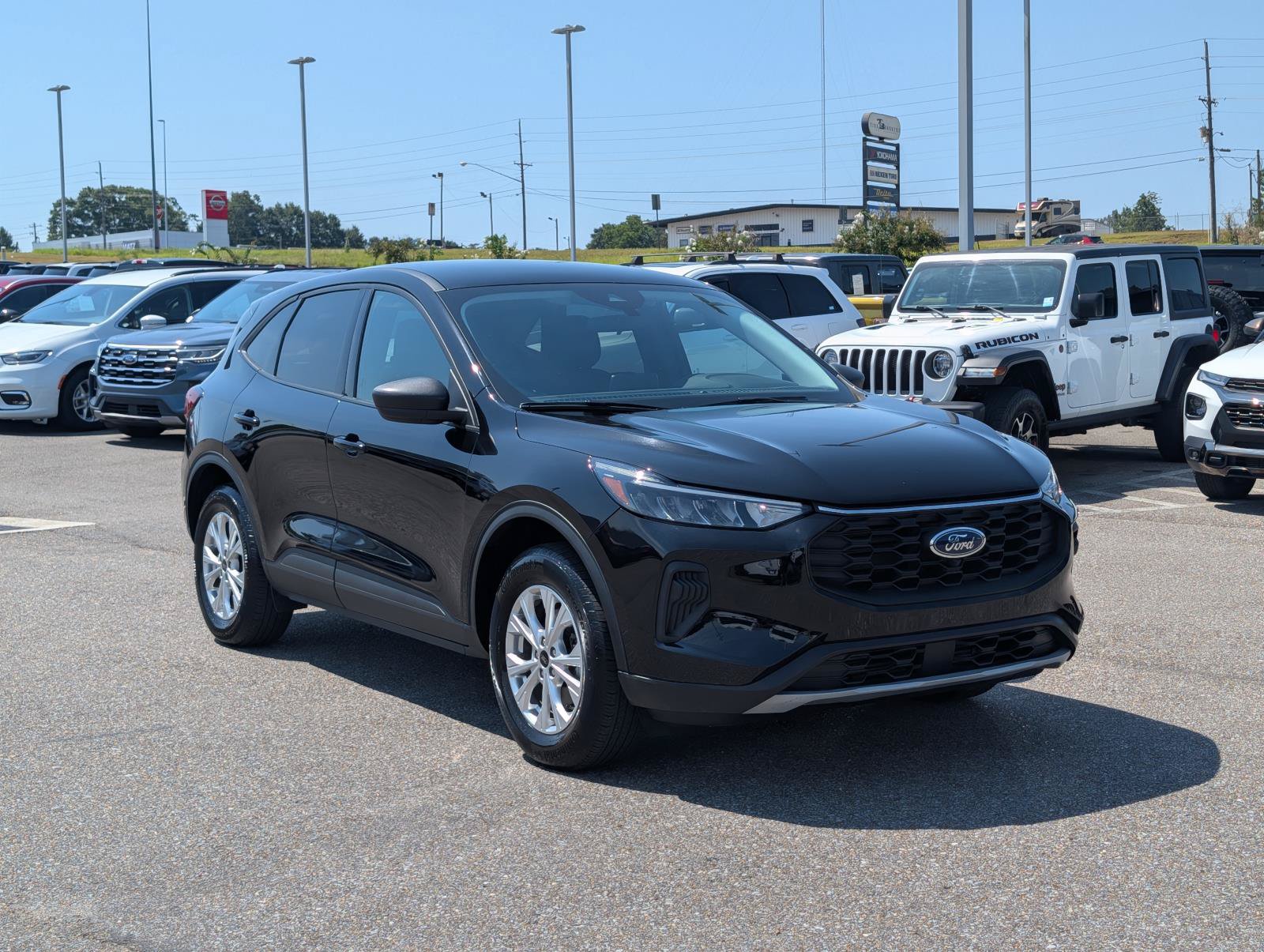 Used 2025 Ford Escape Active AWD/4WD image 40