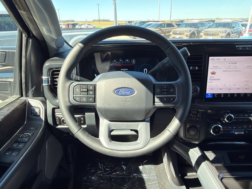 New 2027 Ford F350 Lariat w/ Lariat Premium Package AWD/4WD image 16