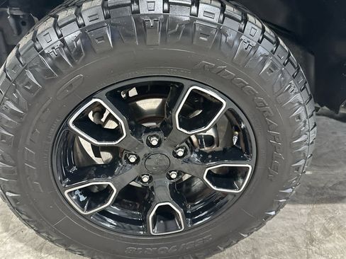 Used 2010 Jeep Wrangler Unlimited Sahara w/ Trailer Tow Group image 10