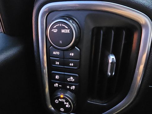 Used 2020 Chevrolet Silverado 1500 RST w/ Texas Edition image 14