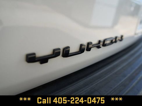 Used 2021 GMC Yukon Denali w/ Denali Ultimate Package AWD/4WD image 6