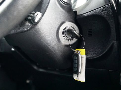 Used 2017 Toyota Corolla SE FWD image 36