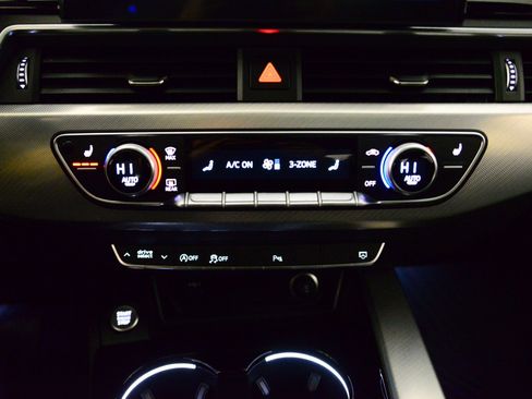 Certified 2025 Audi A5 2.0T Premium Plus w/ Convenience Plus Package image 32