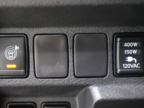 Used 2023 Nissan Frontier PRO-4X w/ Pro-4X Premium Package AWD/4WD image 30