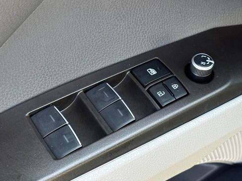 Used 2023 Toyota Camry XLE FWD image 20