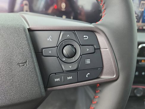 New 2026 Nissan Sentra SR w/ SR Premium Package FWD image 20