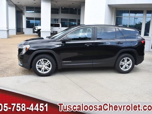 Used 2024 GMC Terrain SLE AWD/4WD image 6