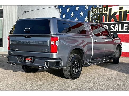 Used 2020 Chevrolet Silverado 1500 High Country image 2