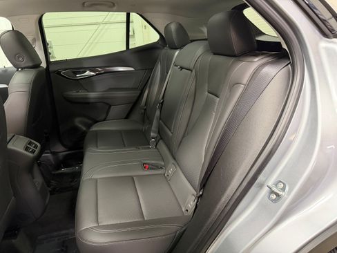Used 2025 Buick Envision Preferred AWD/4WD image 11