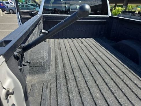 Used 2022 GMC Sierra 1500 Denali w/ Denali Premium Package AWD/4WD image 17