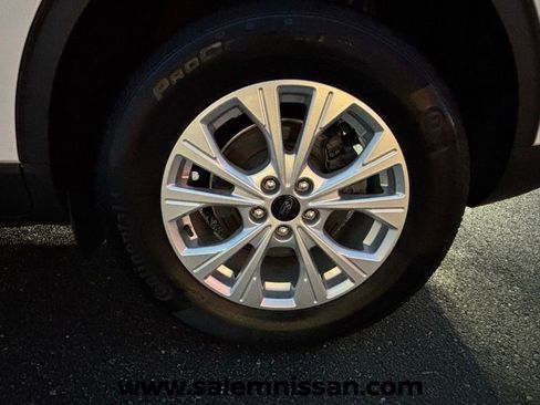 Used 2023 Ford Escape Active w/ Tech Pack #1 AWD/4WD image 16