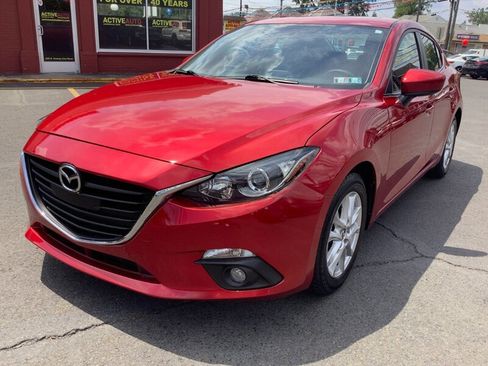 Used 2015 MAZDA MAZDA3 i Touring w/ Technology Package FWD image 3