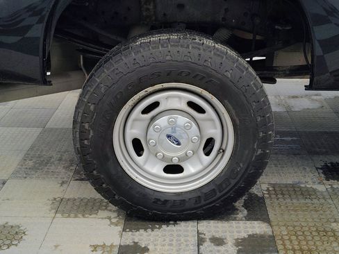 Used 2016 Ford F250 XL w/ Power Equipment Group image 15