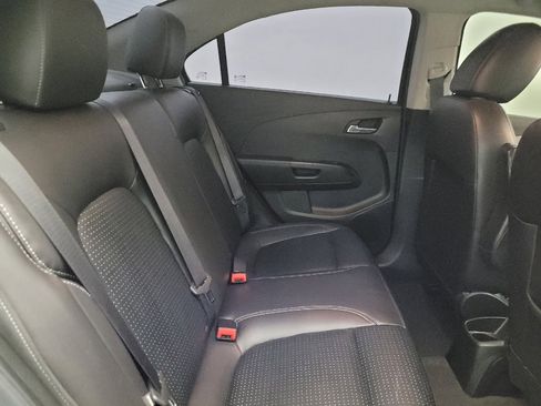 Used 2018 Chevrolet Sonic Premier image 19