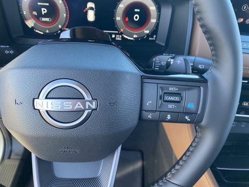 New 2026 Nissan Rogue Platinum w/ Tech Package image 25