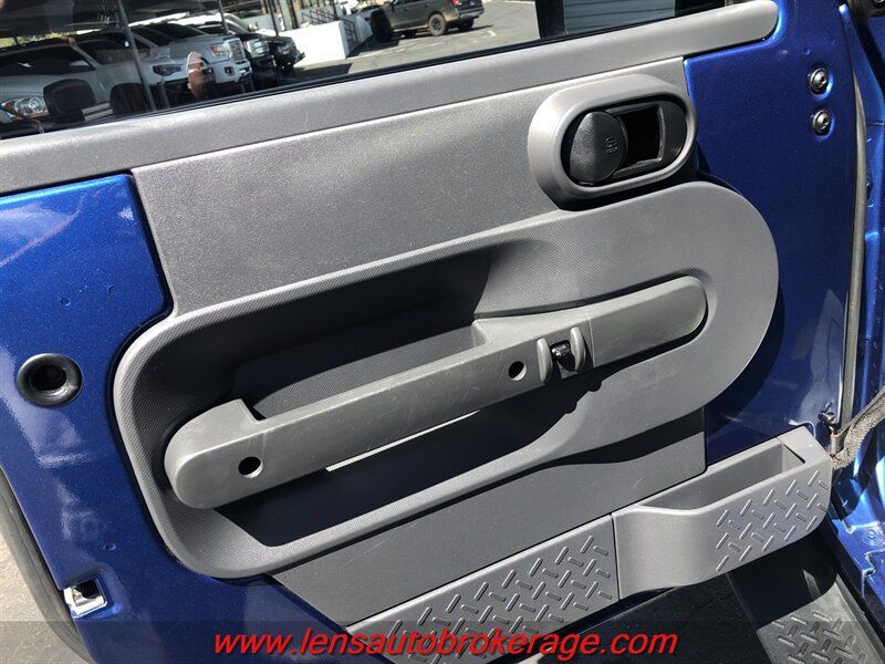 Used 2010 Jeep Wrangler Sport AWD/4WD image 9