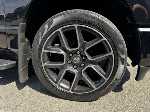 Used 2020 RAM 1500 Sport w/ Leather & Sound Group AWD/4WD image 4