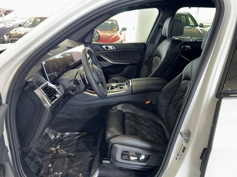 New 2026 BMW X5 sDrive40i w/ M Sport Package image 14