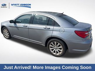 Used 2014 Chrysler 200 Touring video 1