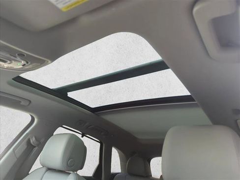 Used 2020 Audi Q5 e Prestige w/ Prestige Package AWD/4WD image 20