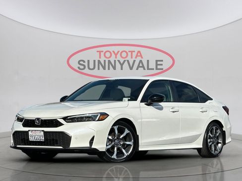 Used 2025 Honda Civic Sport Touring image 2