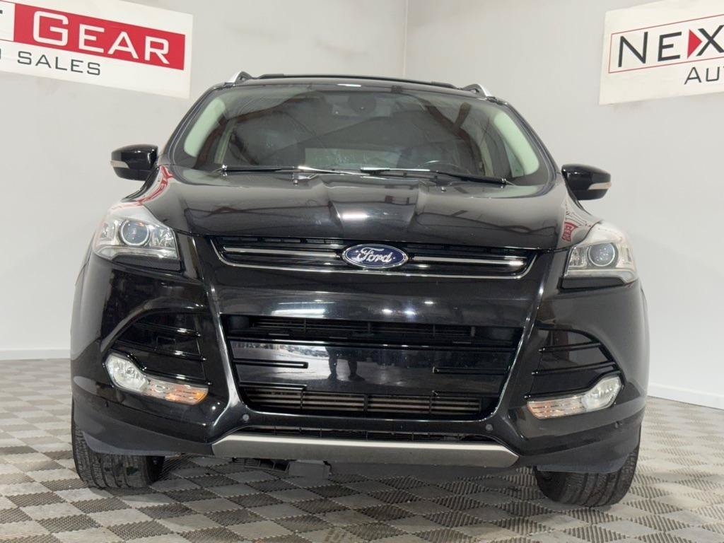 Used 2013 Ford Escape Titanium w/ Parking Technology Pkg FWD image 4