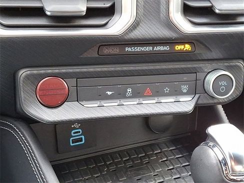 Used 2024 Ford Mustang GT Premium image 17