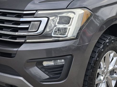 Used 2020 Ford Expedition XLT w/ Equipment Group 202A AWD/4WD image 13