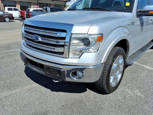 Used 2014 Ford F150 Lariat w/ Equipment Group 502A Luxury AWD/4WD image 9