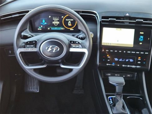 Used 2024 Hyundai Santa Cruz SEL w/ Activity Package image 15