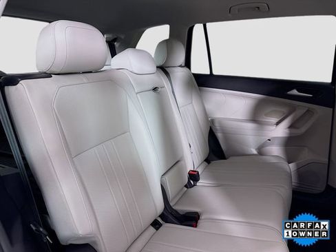 Used 2022 Volkswagen Tiguan SE image 26