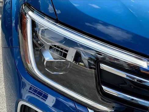 New 2026 Volkswagen Atlas SE image 13