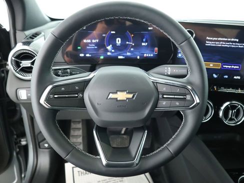 Used 2024 Chevrolet Blazer EV LT image 11