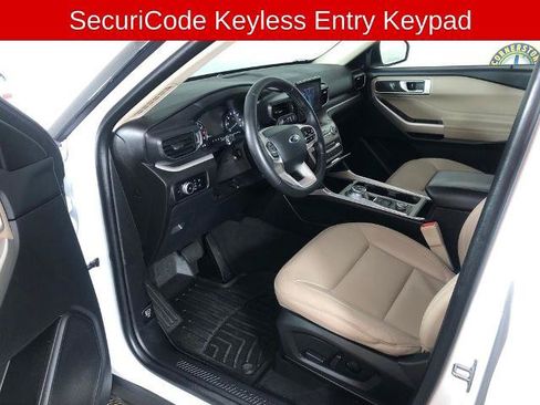 Certified 2023 Ford Explorer XLT w/ Equipment Group 202A AWD/4WD image 14