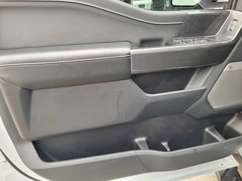 Used 2022 Ford F150 XLT w/ Equipment Group 302A High image 16