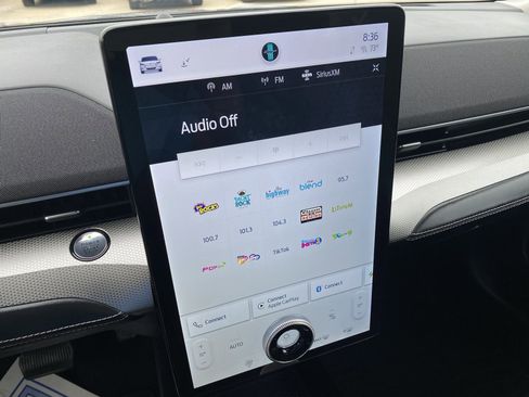 Used 2021 Ford Mustang Mach-E Select image 23