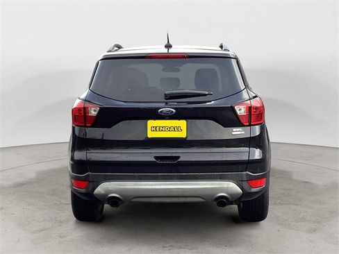 Used 2019 Ford Escape SEL image 4