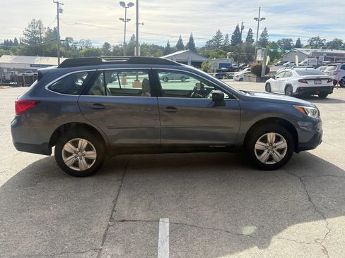 Used 2015 Subaru Outback 2.5i AWD/4WD image 8