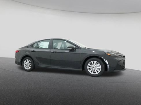 New 2026 Toyota Camry LE image 28